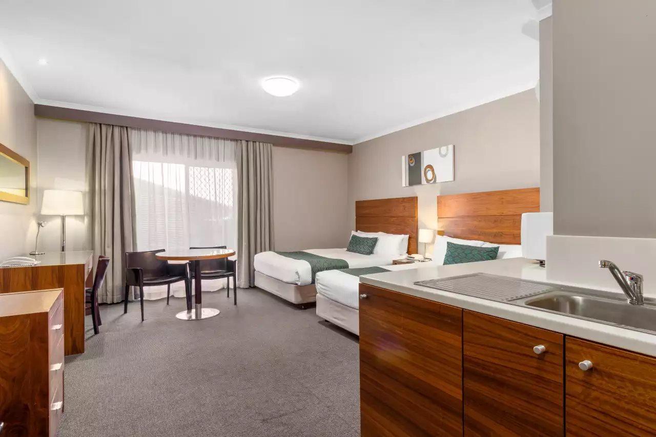 Quality Hotel Dickson Canberra Extérieur photo