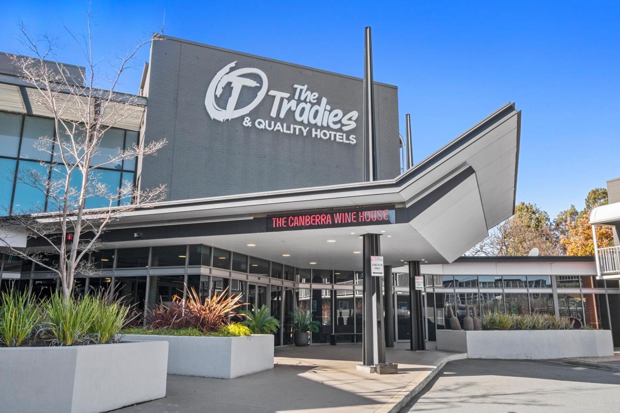 Quality Hotel Dickson Canberra Extérieur photo